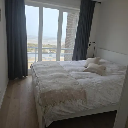 Apartment Luxe Zeedijk Incl Parking En Eindschoonmaak Nieuwpoort